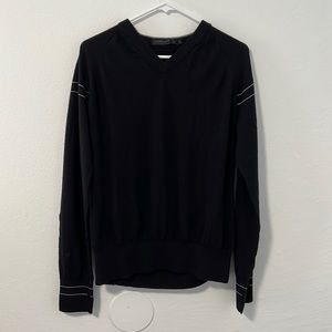 Soft Icebreaker merino wool v-neck sweater, size S/M